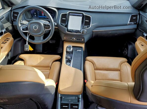 YV4062PA1P1938907 2023 VOLVO XC90 Gray Vista del salpicadero