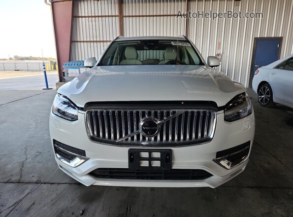 YV4062PA3P1922434 2023 VOLVO XC90 White Vista frontal
