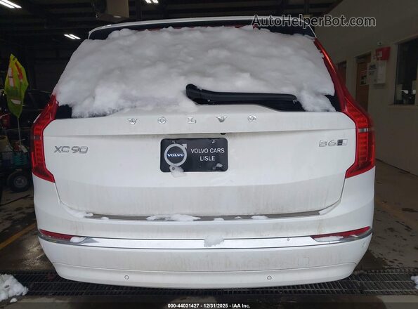 YV4062PA7P1949930 2023 VOLVO XC90 White 