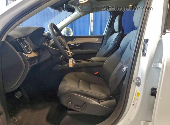YV4062PB0S1376662 2025 VOLVO XC90 White Widok wnętrza z przodu