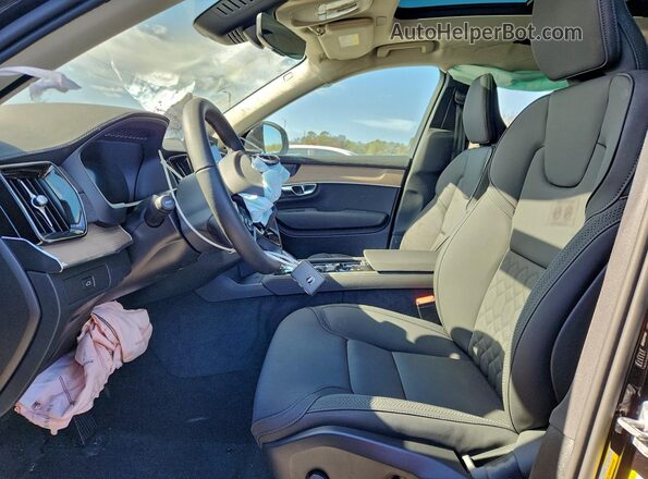 YV4062PE3T1475763 2026 VOLVO XC90 Черный Вид салона спереди