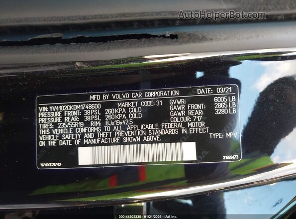 YV4102CK0M1748600 2021 VOLVO XC90 Black Engine compartment view