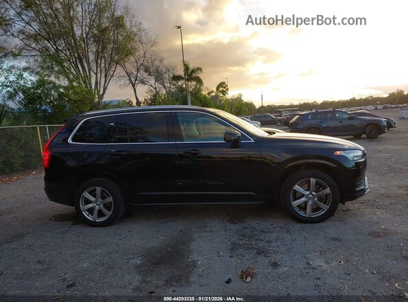 YV4102CK0M1748600 2021 VOLVO XC90 Black Rear interior view