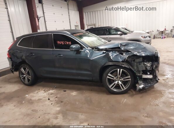 YV4102DK0M1845780 2021 VOLVO XC60 Blue Rear interior view