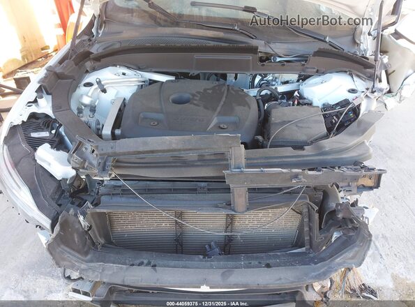 YV4102DK2M1685207 2021 VOLVO XC60 White 