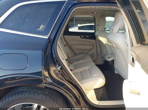 YV4102DK8M1697538 2021 VOLVO XC60 Черный Вид наклейки с VIN-кодом
