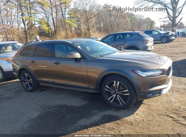 YV4102NK2J1021497 2018 VOLVO V90 CROSS COUNTRY Brown Вид задньої частини салону