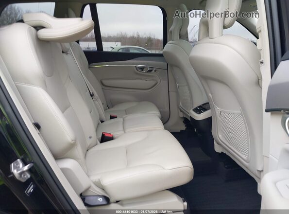 YV4102PKXM1692434 2021 VOLVO XC90 Black Вид наклейки з VIN-кодом