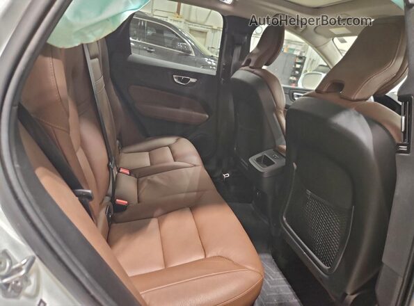 YV4102RK6L1558970 2020 VOLVO XC60 White Rear interior view