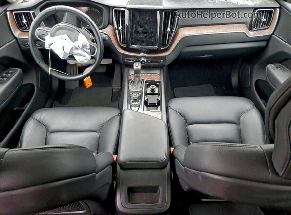 YV4102RK8M1835667 2021 VOLVO XC60 Gray Вид панелі приладів