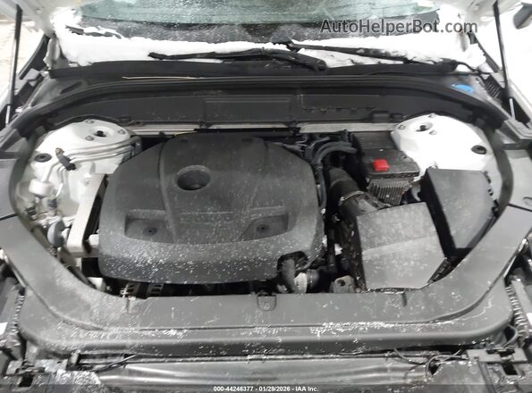 YV4102RL4L1421180 2020 VOLVO XC60 White 