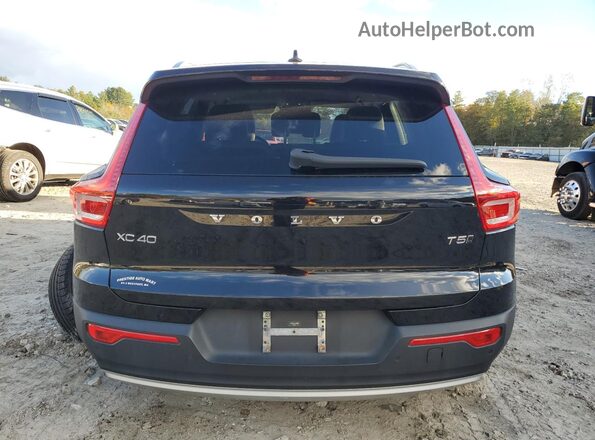 YV4162UK2L2287602 2020 VOLVO XC40 Black Вид ззаду
