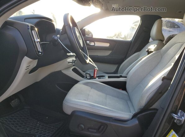 YV4162UK2L2287602 2020 VOLVO XC40 Black Вид салону спереду
