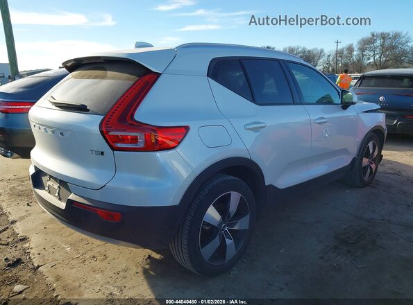 YV4162UK2M2421901 2021 VOLVO XC40 White უკანა მარჯვენა