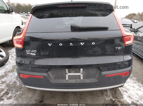 YV4162UK6M2486041 2021 VOLVO XC40 Black 