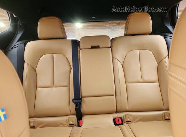 YV4162UKXL2186906 2020 VOLVO XC40 Серый 