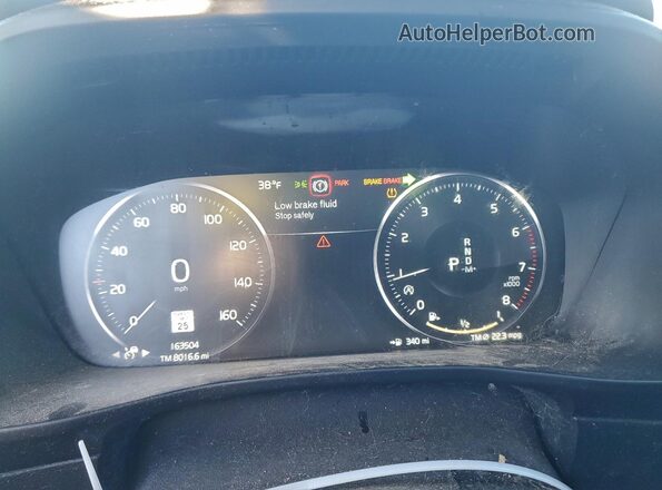 YV4162UL5K2056555 2019 VOLVO XC40 White Instrument cluster view