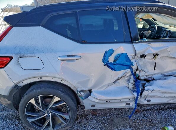 YV4162UM7M2516603 2021 VOLVO XC40 Silver უკანა სავარძლების ხედი