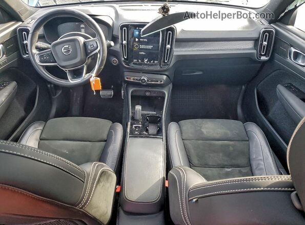 YV4162UM9M2553829 2021 VOLVO XC40 Синий Вид панели приборов