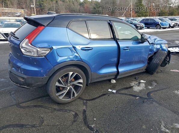 YV4162UM9M2553829 2021 VOLVO XC40 Синий Задняя правая четверть