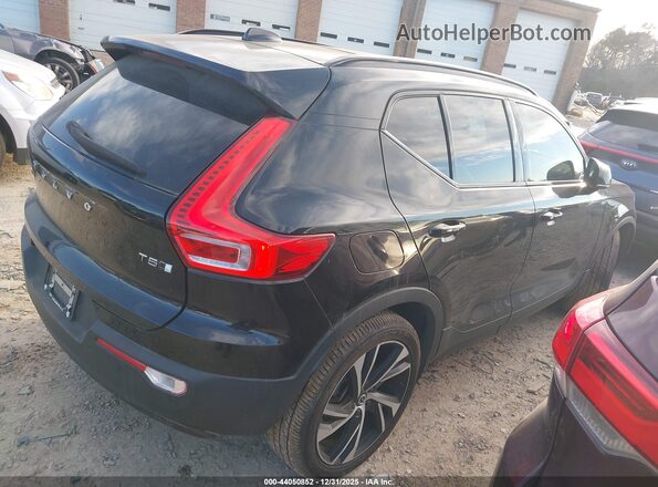 YV4162UMXM2502050 2021 VOLVO XC40 Black უკანა მარჯვენა