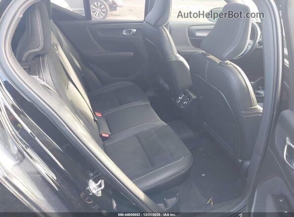 YV4162UMXM2502050 2021 VOLVO XC40 Black VIN კოდის სტიკერის ხედი
