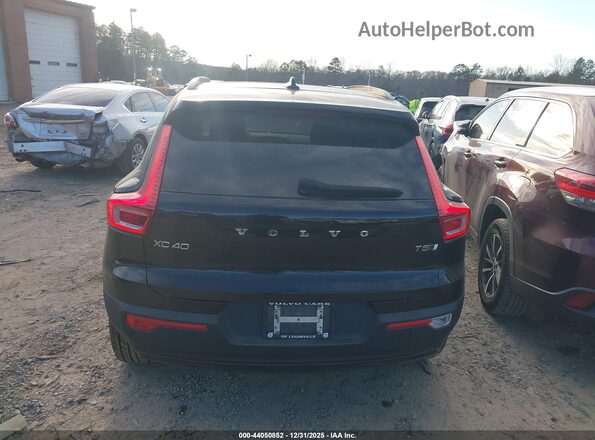YV4162UMXM2502050 2021 VOLVO XC40 Black 