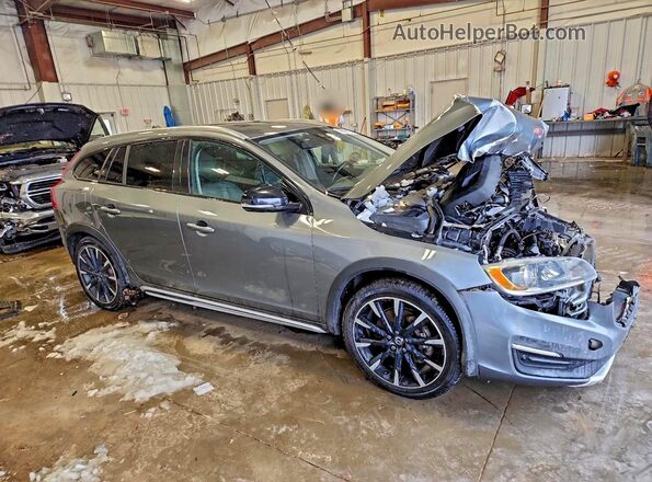 YV440MWK1H1036056 2017 VOLVO V60 Gray Przód prawy