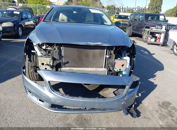 YV440MWK1H1037899 2017 VOLVO V60 CROSS COUNTRY Blue Widok wnętrza z tyłu