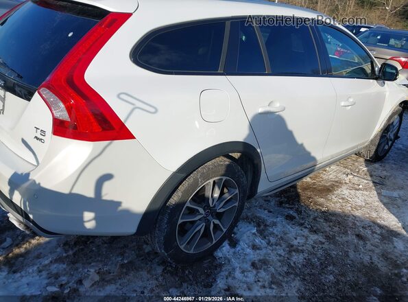 YV440MWK2J2047972 2018 VOLVO V60 CROSS COUNTRY White Rear right