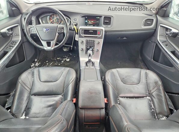 YV440MWK7H1032089 2017 VOLVO V60 Black Dashboard view