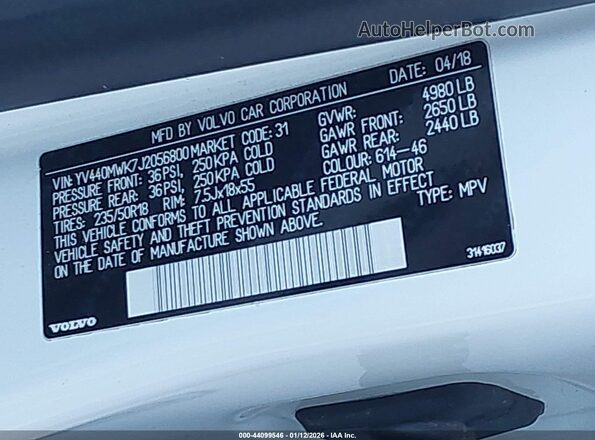 YV440MWK7J2056800 2018 VOLVO V60 CROSS COUNTRY White Vista del compartimento del motor