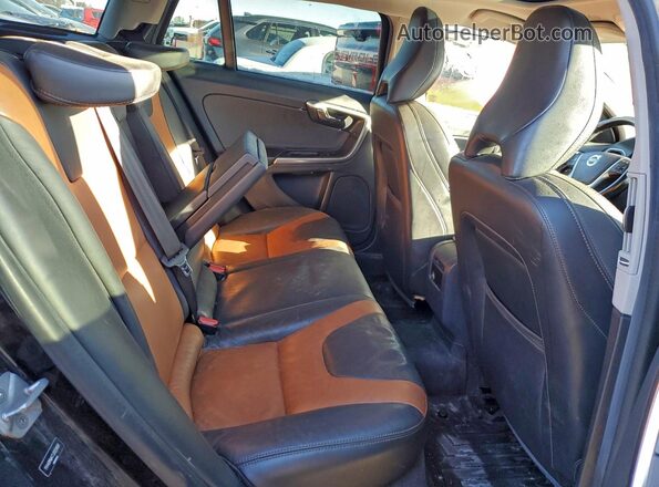 YV440MWK7J2059681 2018 VOLVO V60 Black Vista de los asientos traseros
