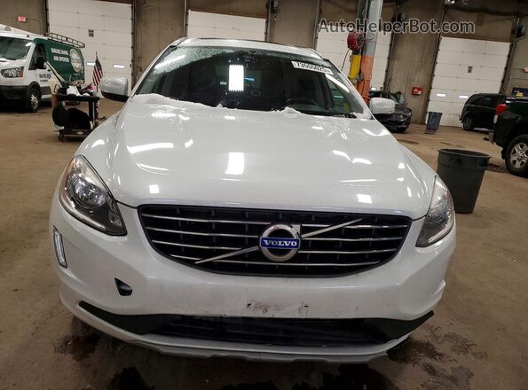 YV4612RKXG2782567 2016 VOLVO XC60 White Vista frontal