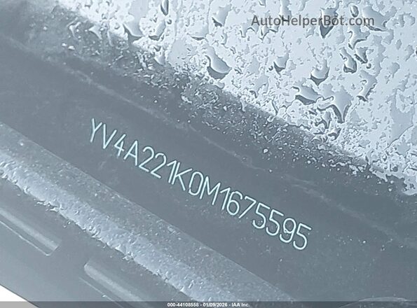 YV4A221K0M1675595 2021 VOLVO XC90 White 