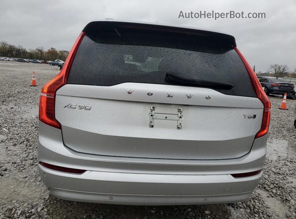 YV4A221K0N1798671 2022 VOLVO XC90 Silver უკანა ხედი