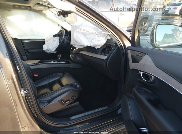 YV4A22PLXM1727234 2021 VOLVO XC90 Черный Вид салона спереди
