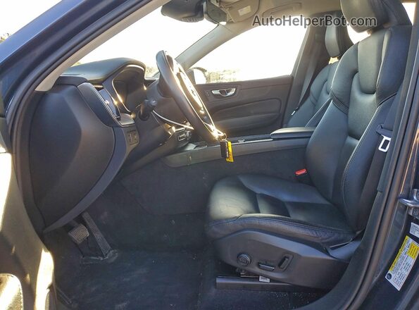 YV4A22RK5M1685172 2021 VOLVO XC60 Blue Սալոնի դիմացի տեսք