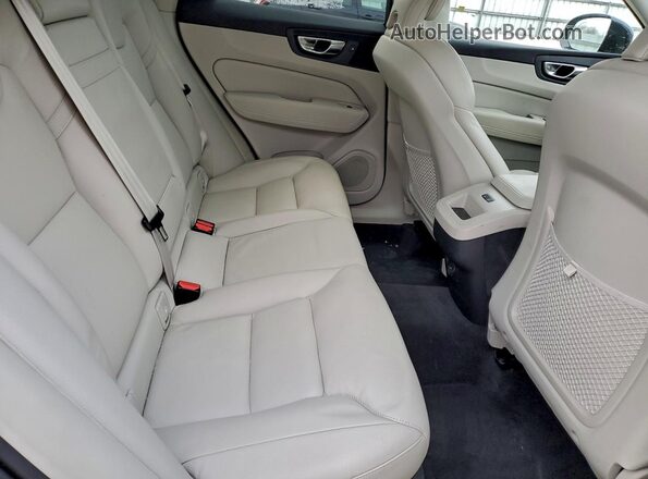 YV4A22RKXM1748444 2021 VOLVO XC60 Black 