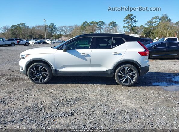 YV4AC2HMXL2284418 2020 VOLVO XC40 White 
