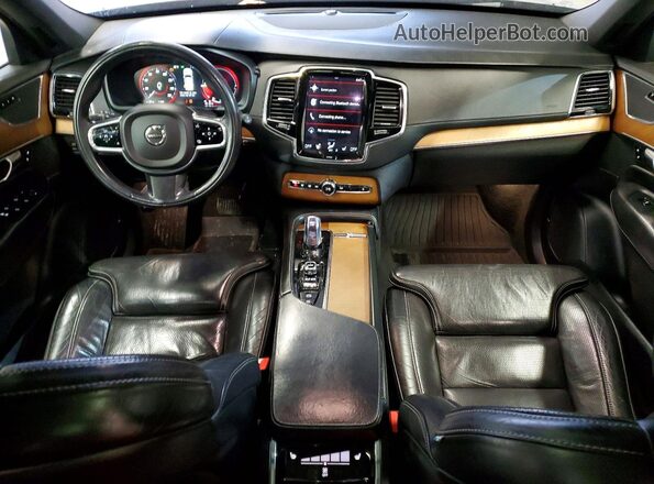 YV4BC0PL1G1091118 2016 VOLVO XC90 Gray Dashboard view