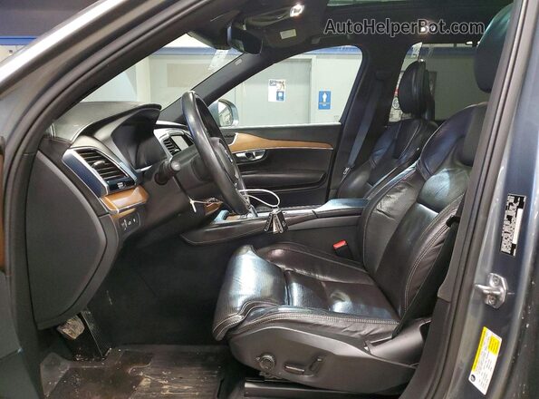 YV4BC0PL1G1091118 2016 VOLVO XC90 Gray Front interior view