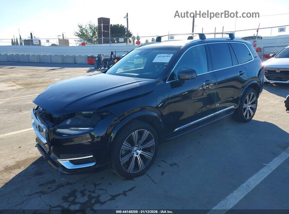 YV4BR00L3M1736498 2021 VOLVO XC90 RECHARGE PLUG-IN HYBRID Black Vista tres cuartos delantera izquierda