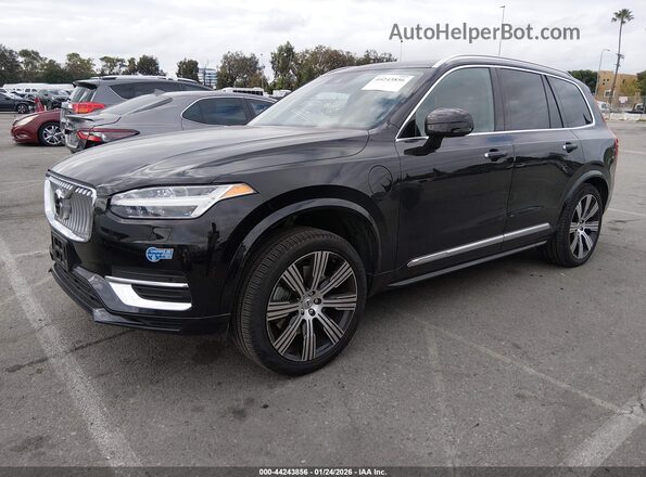 YV4BR0CL9M1682586 2021 VOLVO XC90 RECHARGE PLUG-IN HYBRID Black Przód lewy