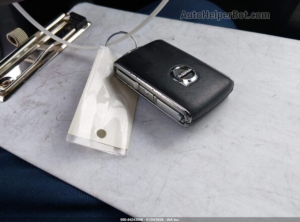 YV4BR0CL9M1682586 2021 VOLVO XC90 RECHARGE PLUG-IN HYBRID Black Widok deski rozdzielczej