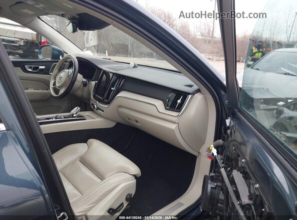 YV4BR0DL2M1675445 2021 VOLVO XC60 RECHARGE PLUG-IN HYBRID Синий Вид салона спереди
