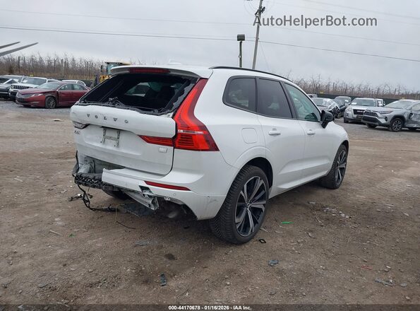YV4BR0DMXN1946407 2022 VOLVO XC60 RECHARGE PLUG-IN HYBRID White უკანა მარჯვენა