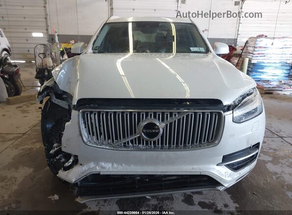 YV4BR0PL3J1323479 2018 VOLVO XC90 HYBRID Белый Вид щитка приборов