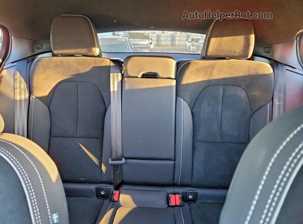 YV4ED3GM5P2050439 2023 VOLVO C40 Silver Vista de los asientos traseros