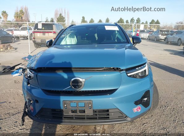 YV4ED3UM4P2025617 2023 VOLVO XC40 RECHARGE PURE ELECTRIC Blue Rear interior view